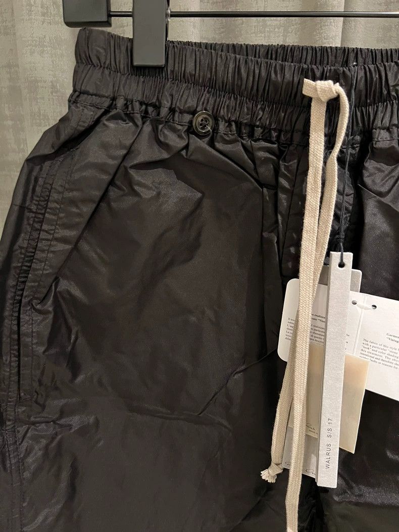 Rick Owens Black Lightweight Summer Drop-Crotch Shorts Size US 31 - 4 Thumbnail