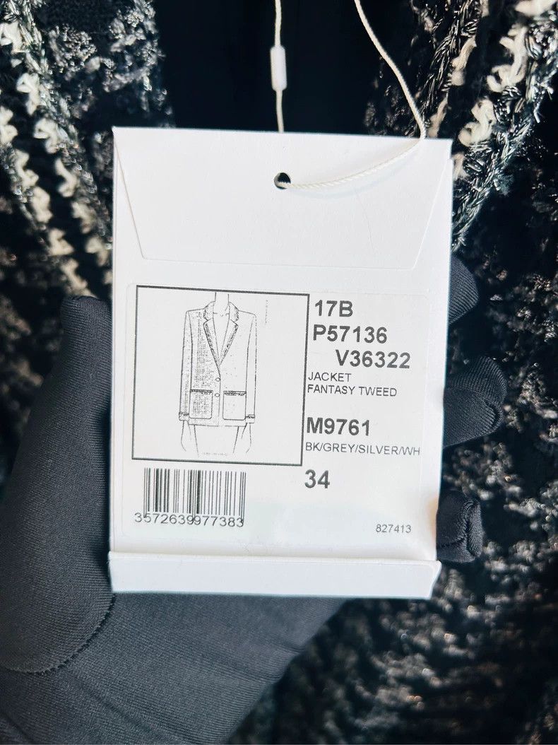 Chanel Black Houndstooth Mid-Length Chanel Coat- DMC Size US M / EU 48-50 / 2 - 4 Thumbnail