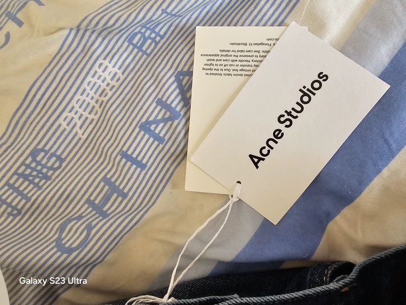 Acne Studios Acne Studios Mid-Waist Wide Leg Jeans- DMC Size US 26 / EU 42 - 4 Thumbnail