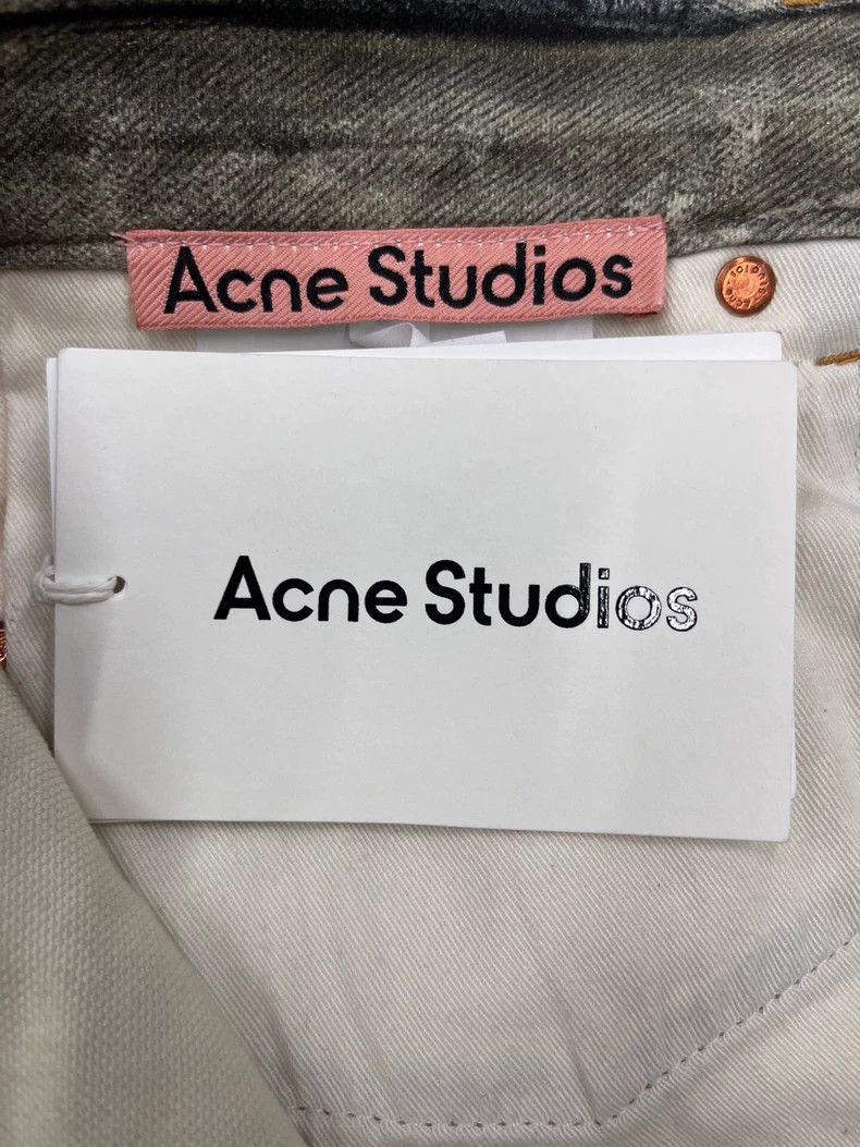 Acne Studios Acne Studios Dirty Effect Wide-Leg Jeans- DMC Size US 27 - 5 Thumbnail