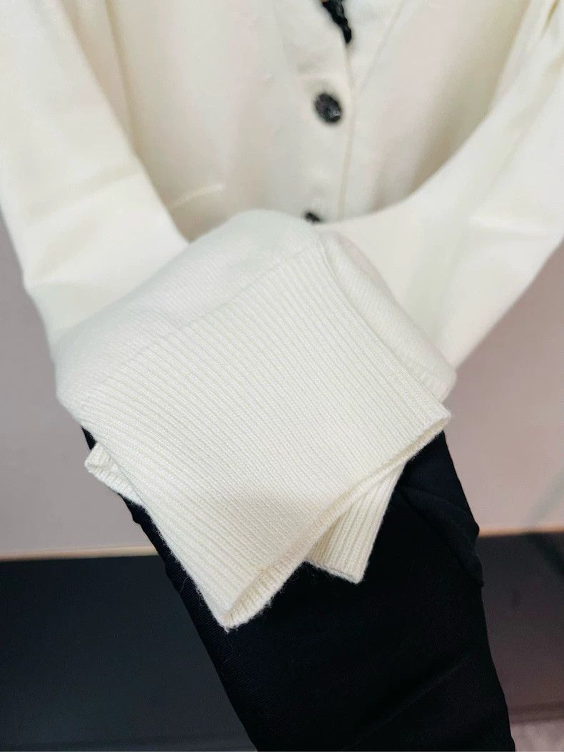 Chanel Chanel Black and White Cashmere Cardigan- DMC Size US M / EU 48-50 / 2 - 3 Thumbnail