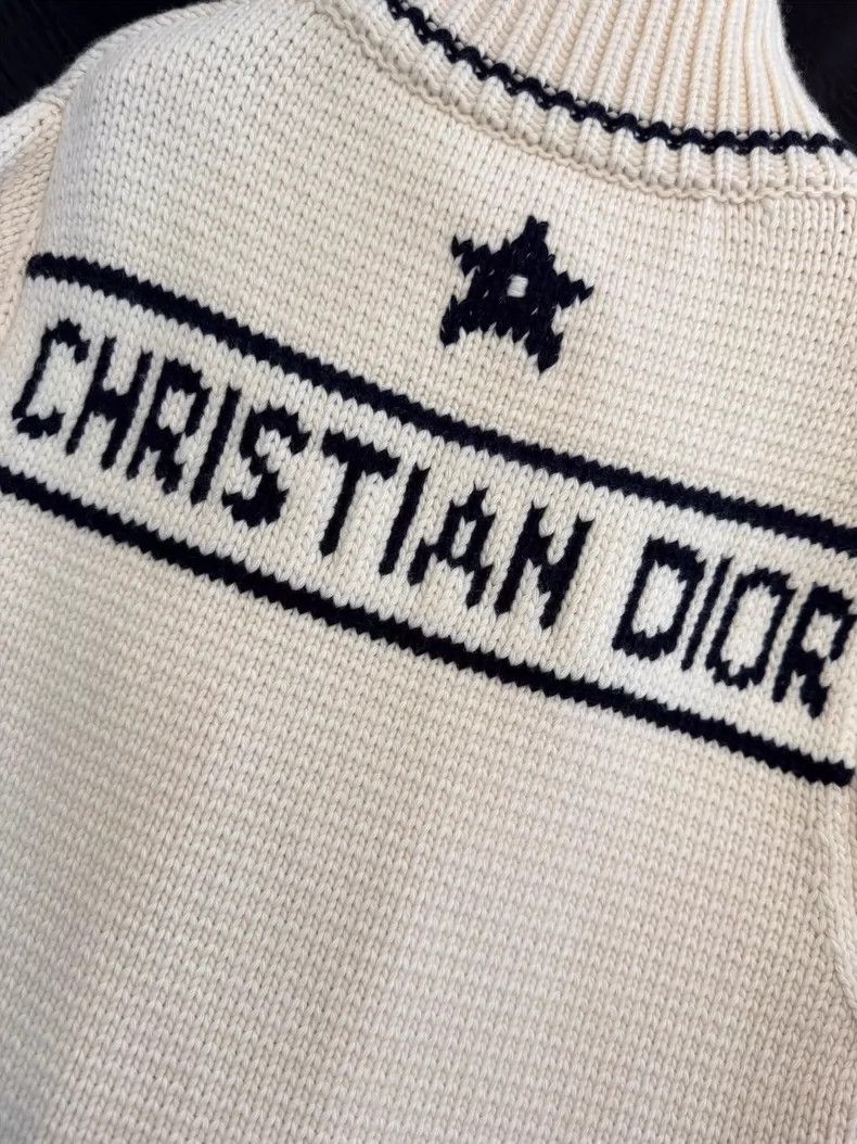 Dior Dior Knitted Jacket with Horn Buttons- DMC Size US M / EU 48-50 / 2 - 7 Thumbnail