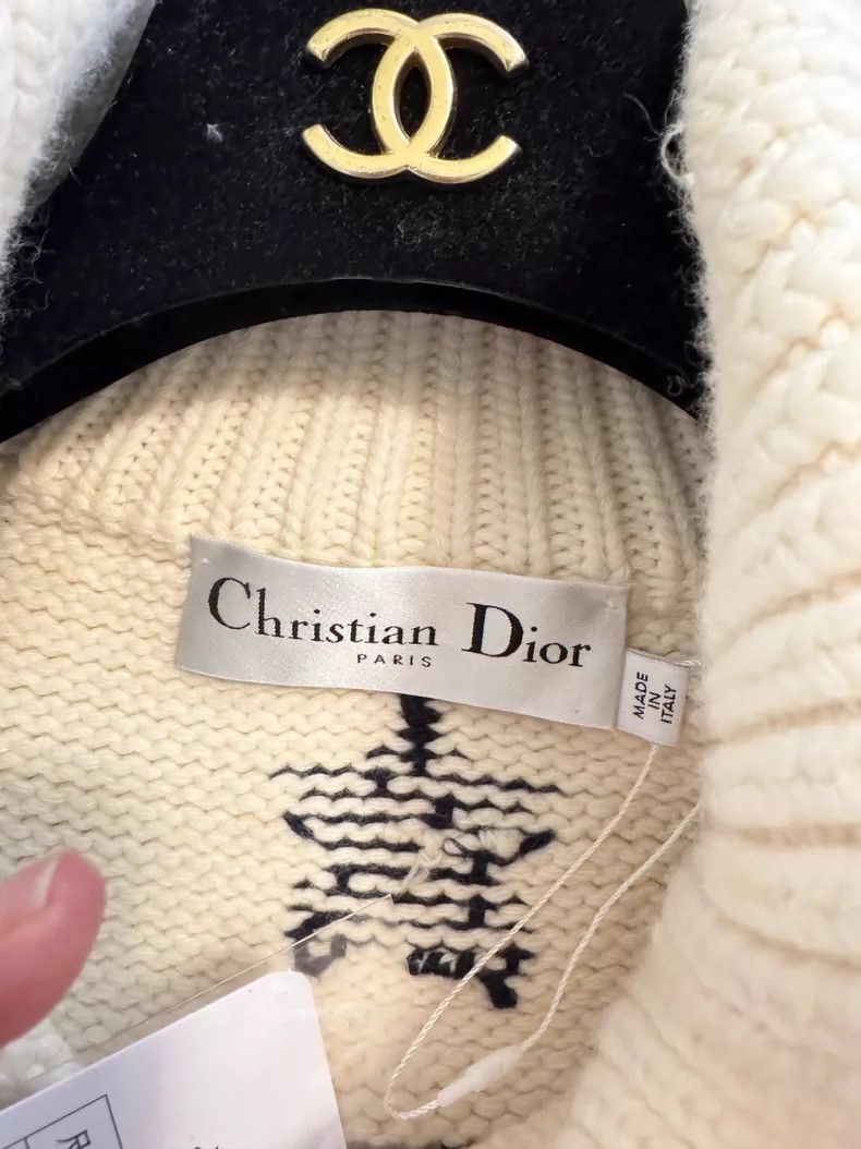 Dior Dior Knitted Jacket with Horn Buttons- DMC Size US M / EU 48-50 / 2 - 4 Thumbnail