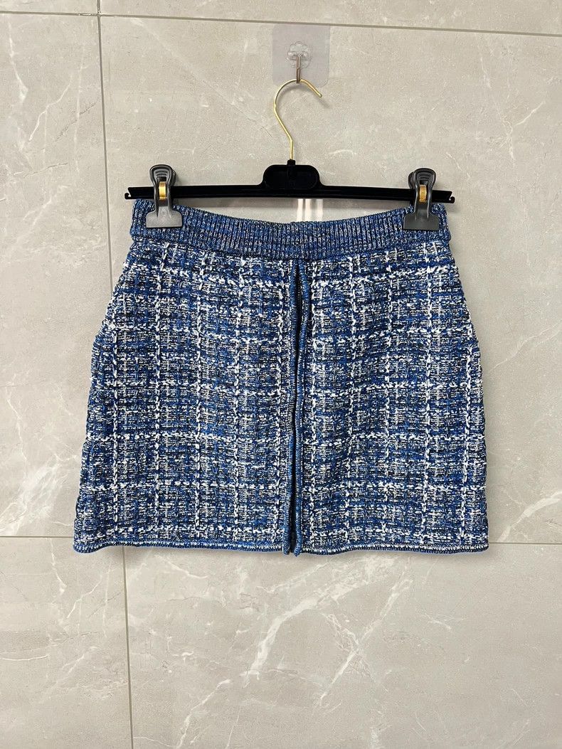 Chanel Chanel Tweed Mini Skirt with Pockets- DMC Size US 36 / EU 52 - 2 Thumbnail