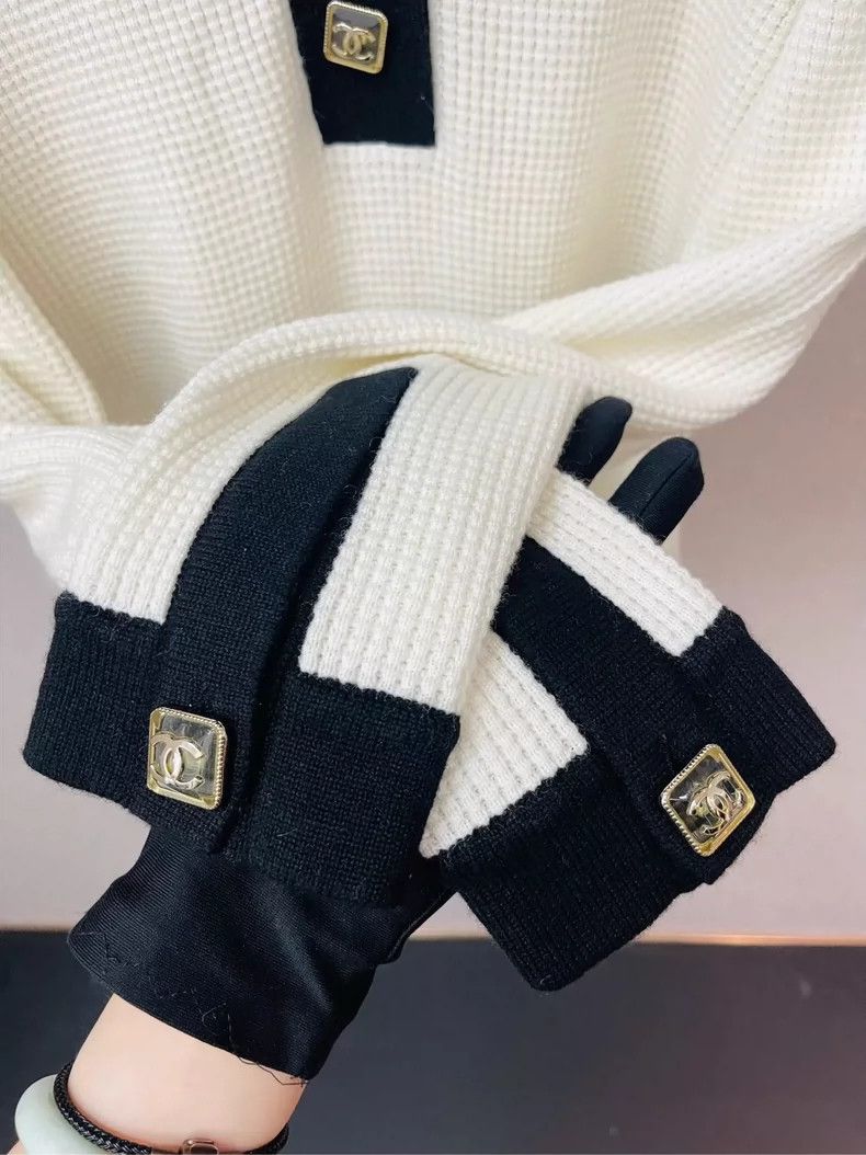 Chanel Chanel Black and White Classic Polo Top- DMC Size US M / EU 48-50 / 2 - 3 Thumbnail