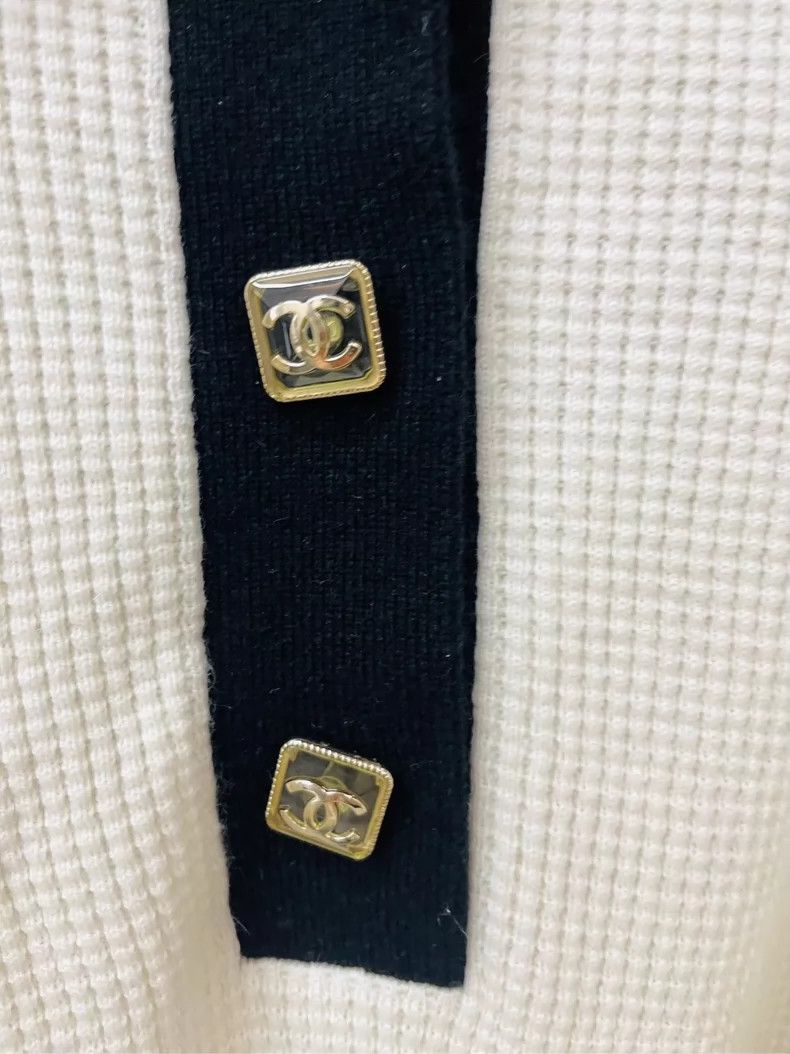 Chanel Chanel Black and White Classic Polo Top- DMC Size US M / EU 48-50 / 2 - 4 Thumbnail
