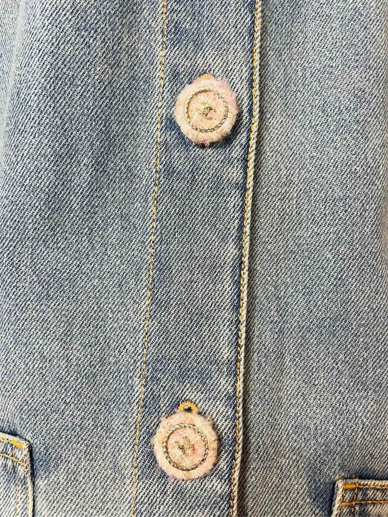 Chanel Chanel Light Blue Denim Jacket with Buttons- DMC Size US M / EU 48-50 / 2 - 3 Thumbnail