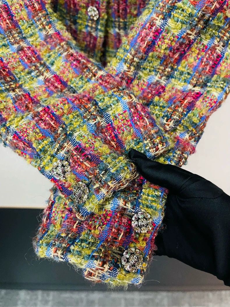 Chanel Chanel Colorful Soft Tweed Jacket F38- DMC Size US M / EU 48-50 / 2 - 4 Thumbnail