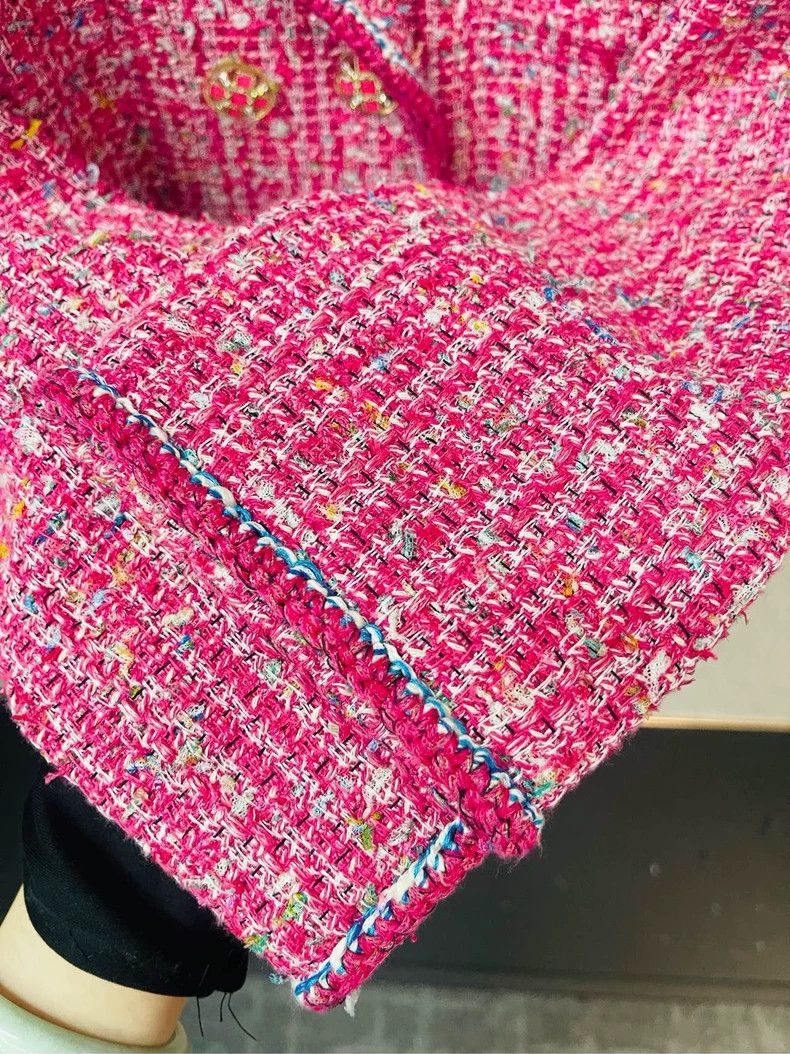 Chanel Pink Tweed Jacket with Glass Buttons- DMC Size US M / EU 48-50 / 2 - 4 Thumbnail