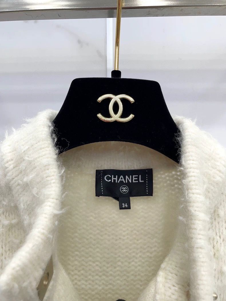 Chanel Chanel Knit Cardigan in Alpaca Wool- DMC Size US S / EU 44-46 / 1 - 3 Thumbnail