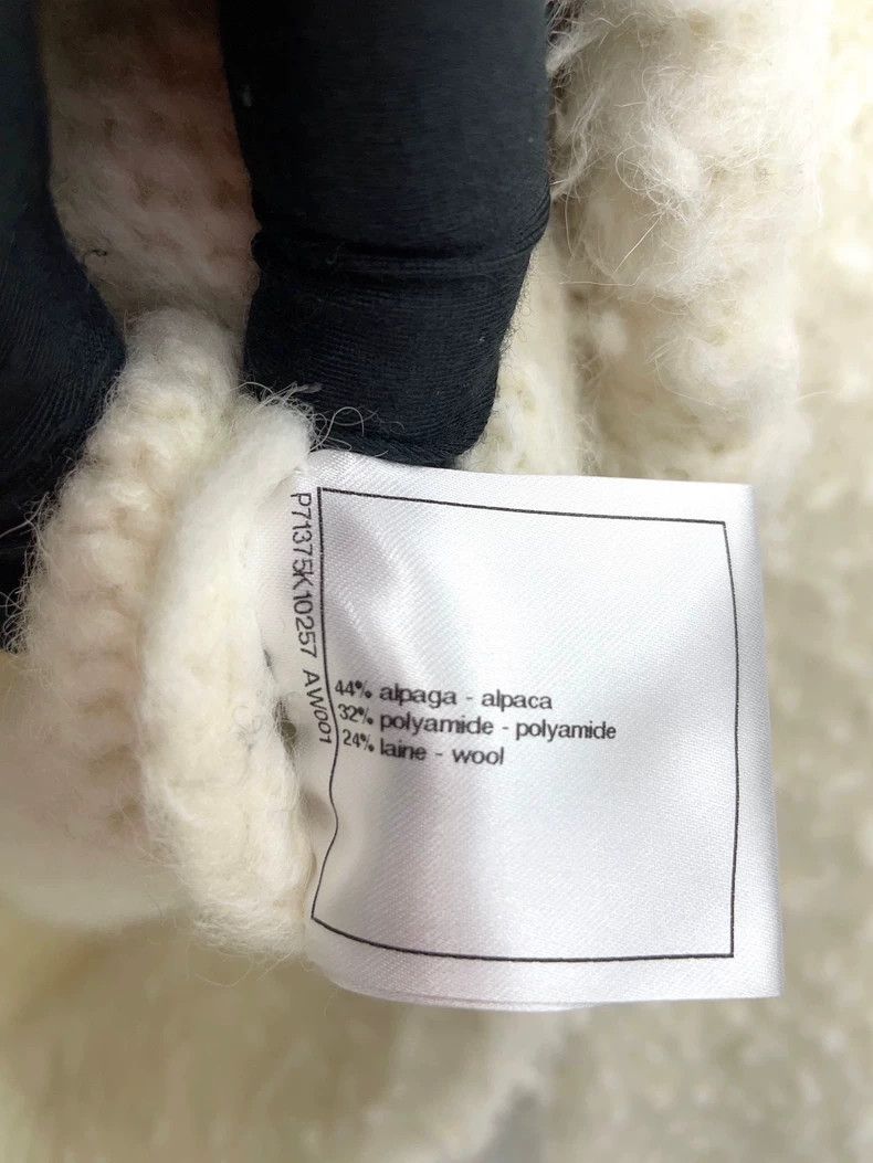 Chanel Chanel Knit Cardigan in Alpaca Wool- DMC Size US S / EU 44-46 / 1 - 9 Thumbnail