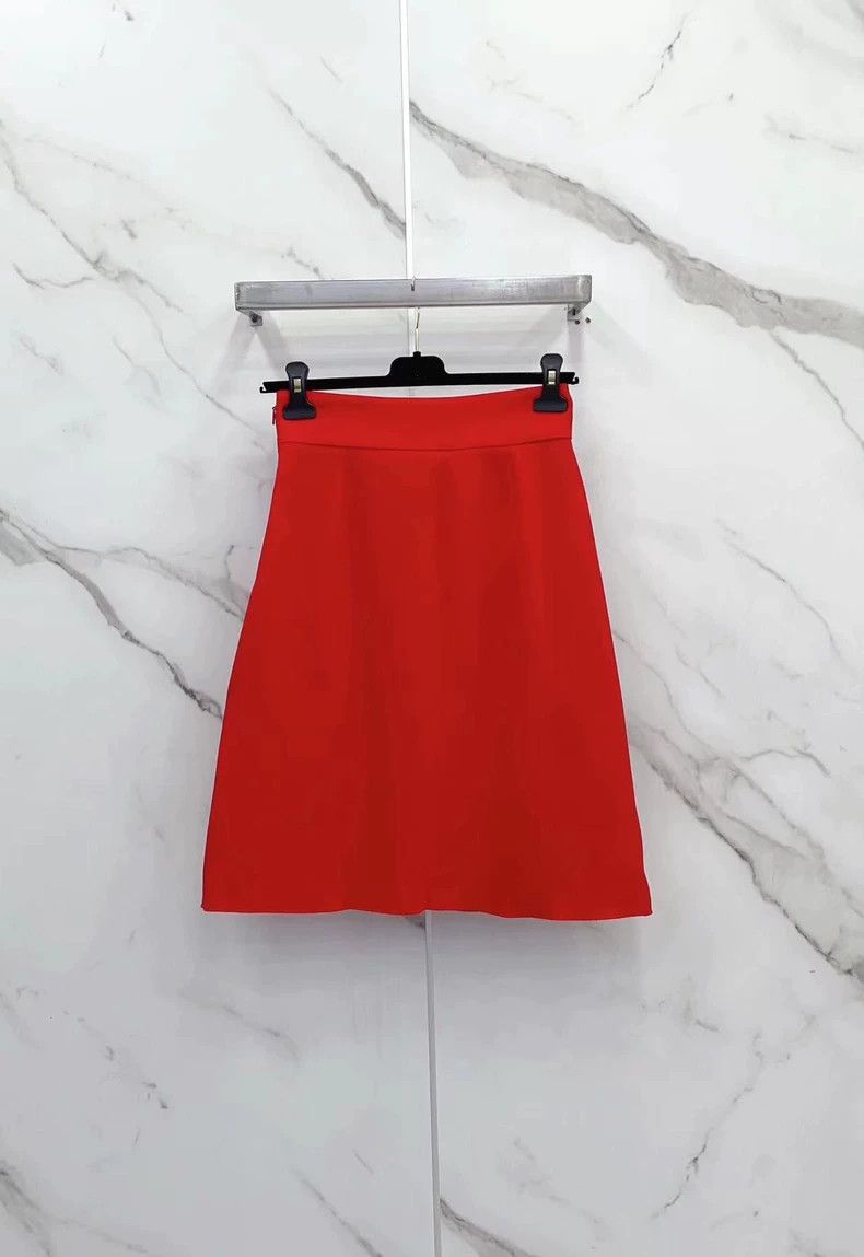 Gucci Gucci Red Wool Silk Midi Skirt with Gold Belt- DMC Size US 38 / EU 54 - 2 Thumbnail