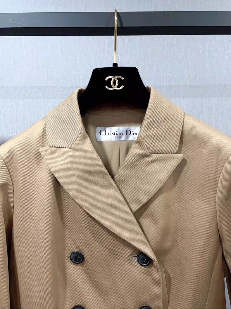 Dior Dior Beige Double-Breasted Tailored Blazer- DMC Size US M / EU 48-50 / 2 - 3 Thumbnail