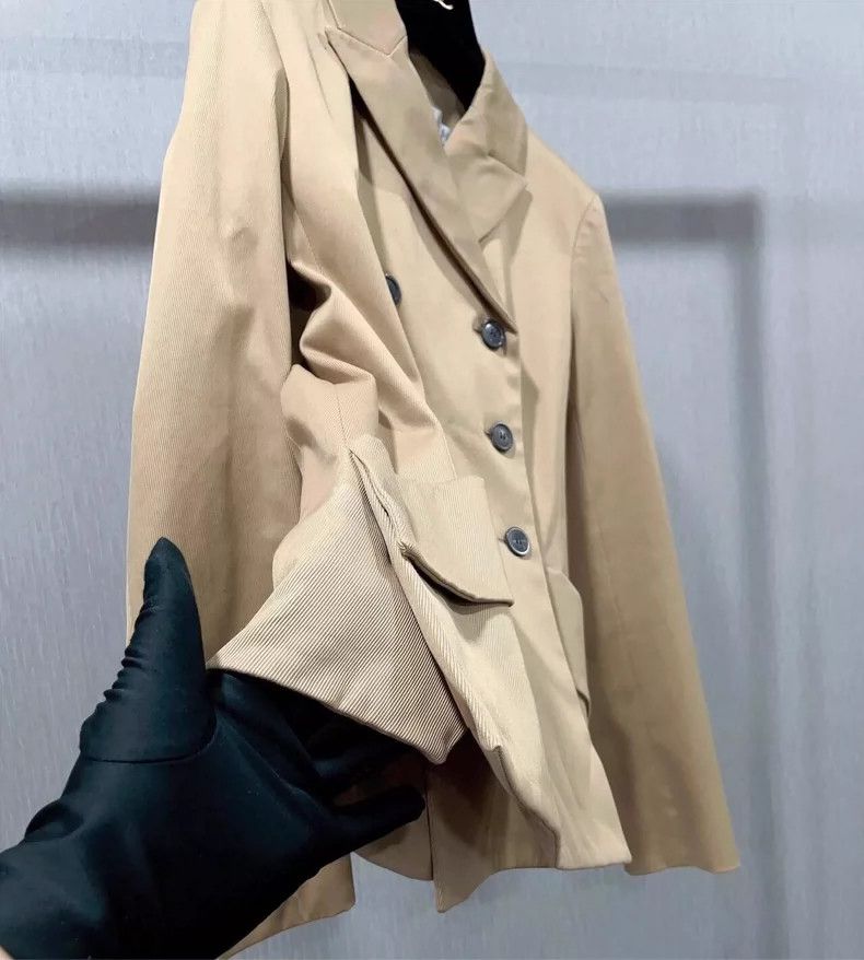 Dior Dior Beige Double-Breasted Tailored Blazer- DMC Size US M / EU 48-50 / 2 - 5 Thumbnail