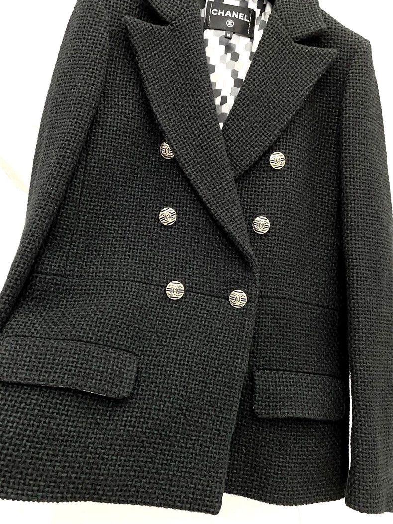 Chanel Chanel Black Tweed Double-Breasted Blazer- DMC Size US S / EU 44-46 / 1 - 6 Thumbnail