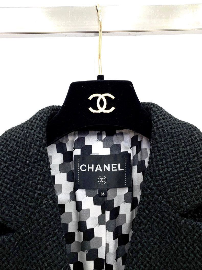 Chanel Chanel Black Tweed Double-Breasted Blazer- DMC Size US S / EU 44-46 / 1 - 7 Thumbnail