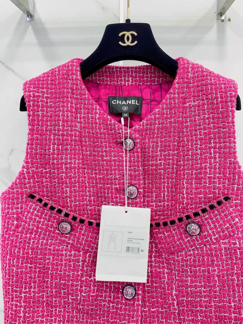 Chanel Chanel Pink Vest Jacket Size 38- DMC Size US M / EU 48-50 / 2 - 3 Thumbnail