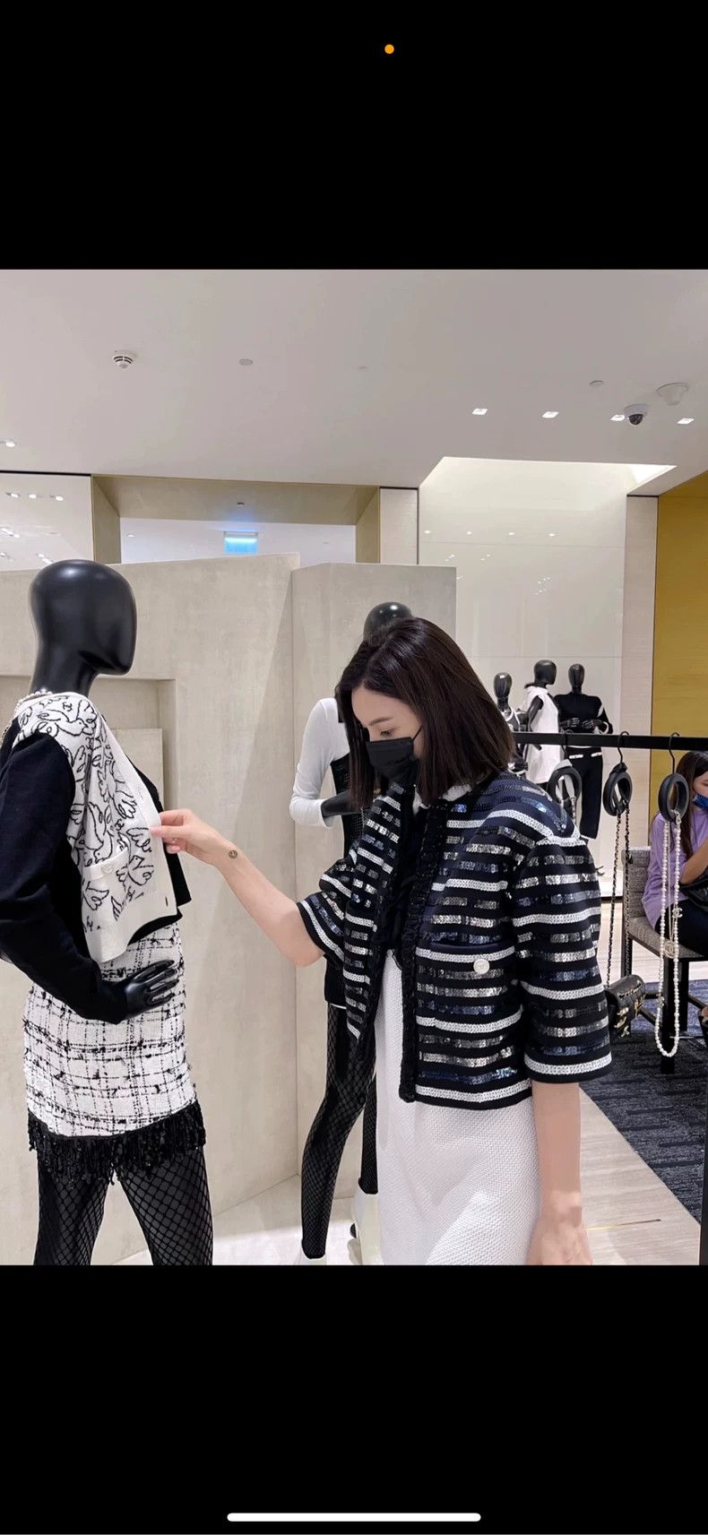 Chanel Chanel Spring Embroidered Pocket Short Jacket- DMC Size US M / EU 48-50 / 2 - 5 Thumbnail