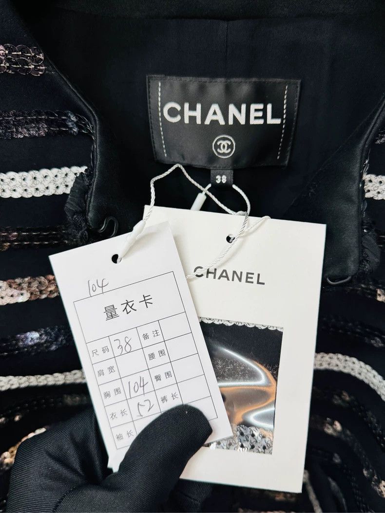 Chanel Chanel Spring Embroidered Pocket Short Jacket- DMC Size US M / EU 48-50 / 2 - 2 Thumbnail
