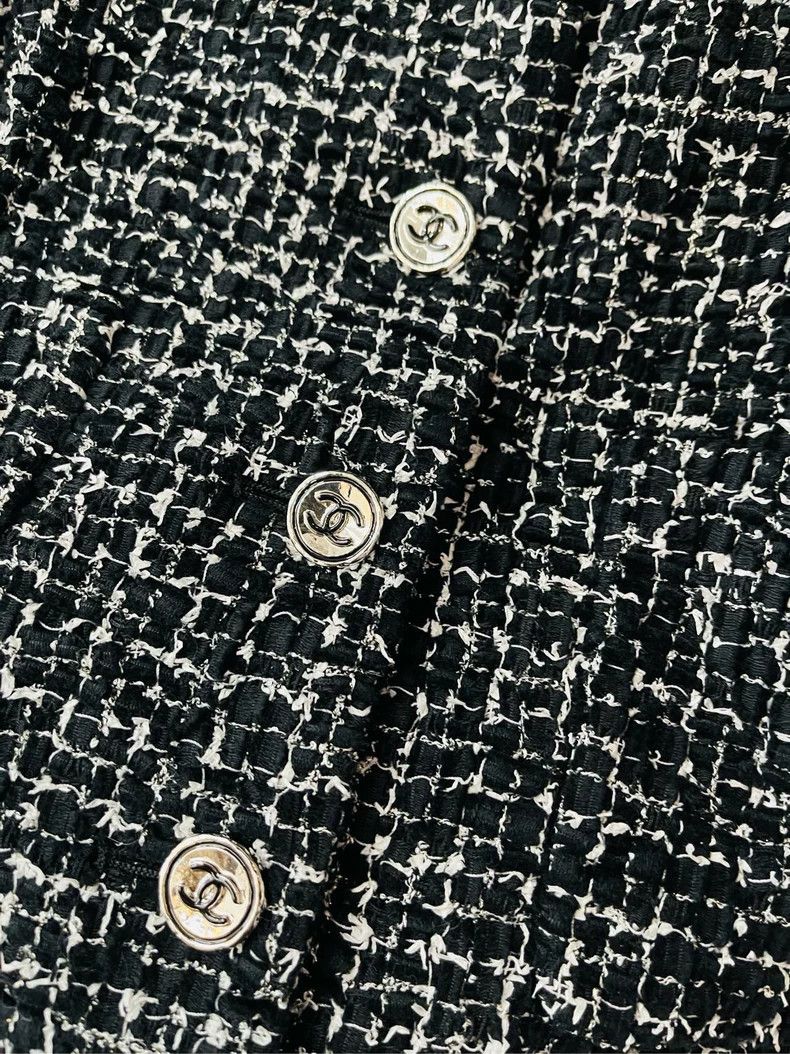 Chanel Chanel Black and White Tweed Jacket- DMC Size US M / EU 48-50 / 2 - 3 Thumbnail