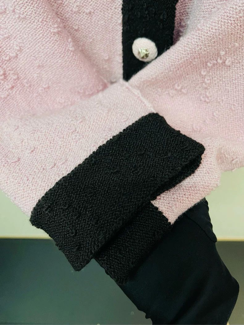 Chanel Chanel Pink Knit Cardigan with Black Trim- DMC Size US M / EU 48-50 / 2 - 2 Thumbnail