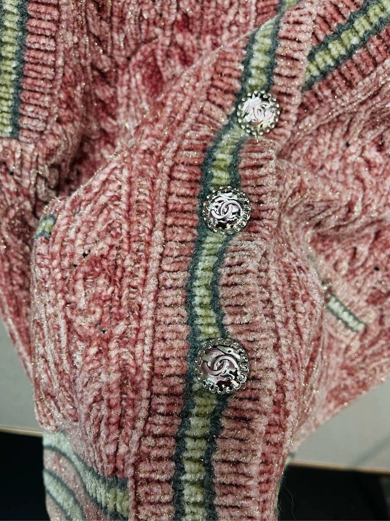 Chanel Chanel Pink Velvet Vest with Bead Details- DMC Size US M / EU 48-50 / 2 - 4 Thumbnail