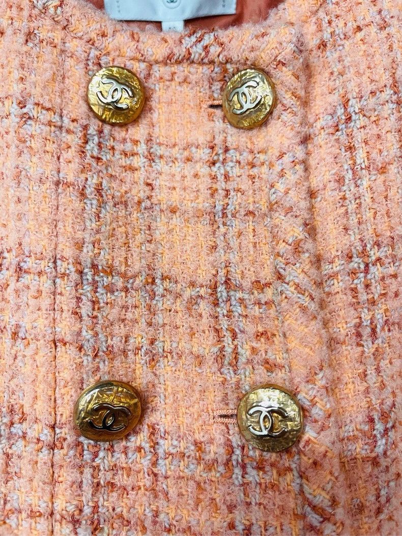 Chanel Chanel Pink Tweed Jacket F40 with Buttons- DMC Size US M / EU 48-50 / 2 - 3 Thumbnail