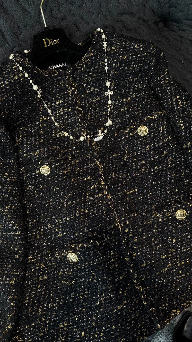 Chanel Chanel 19A Black Gold Shimmer Jacket- DMC Size US M / EU 48-50 / 2 - 6 Thumbnail