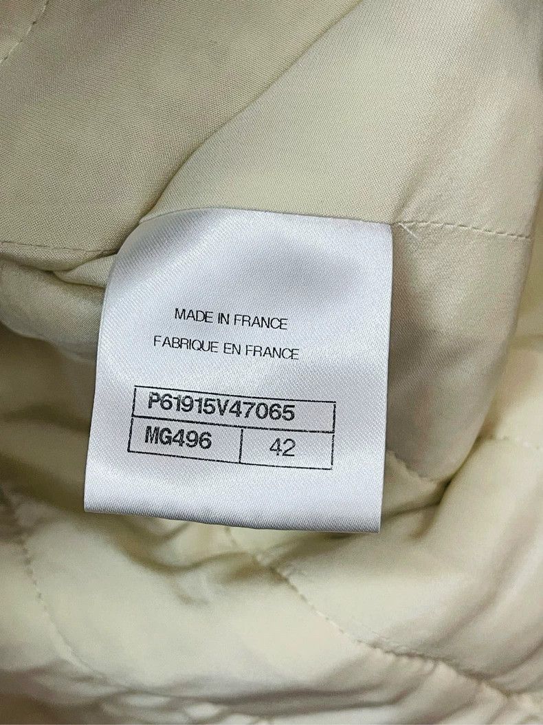 Chanel Chanel White Tweed Jacket with Glass Buttons- DMC Size US S / EU 44-46 / 1 - 5 Thumbnail