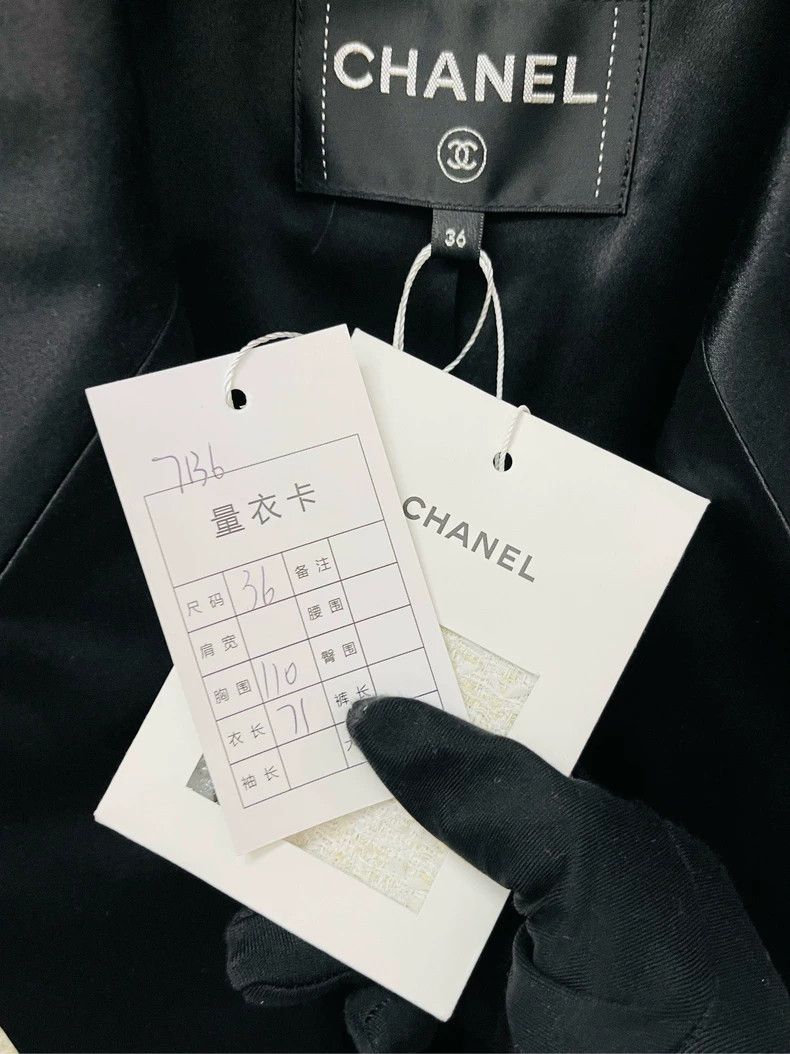 Chanel Chanel Black and White Suit Jacket- DMC Size US M / EU 48-50 / 2 - 2 Thumbnail