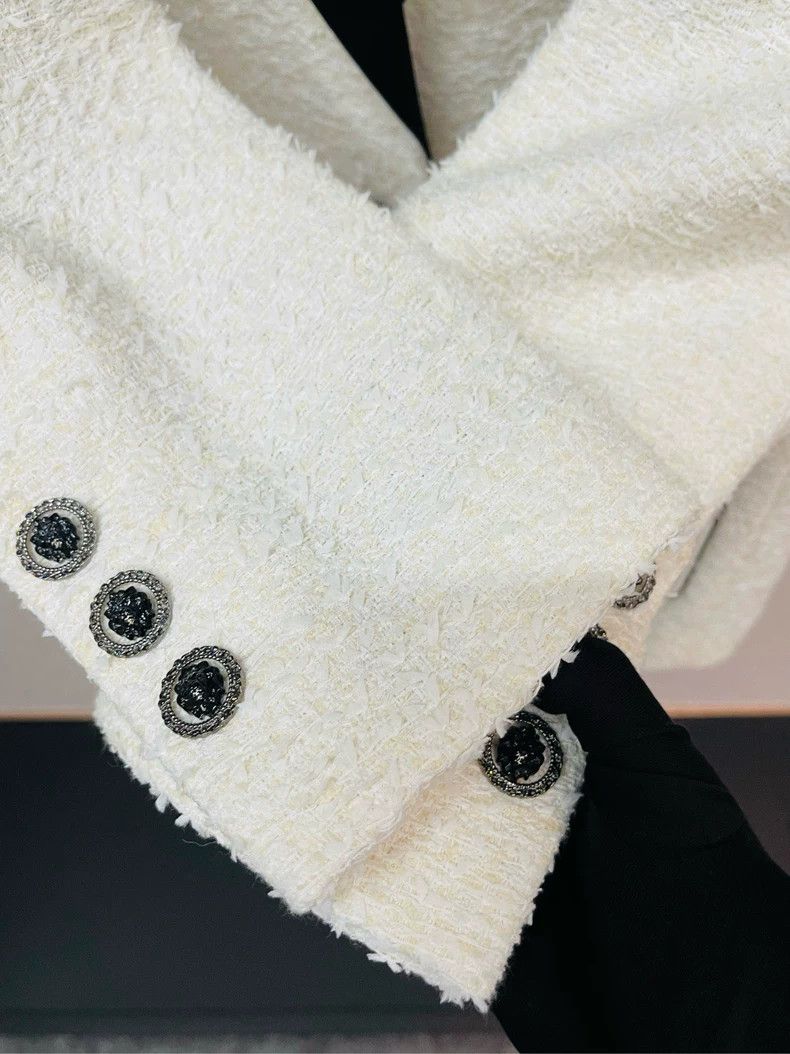 Chanel Chanel Black and White Suit Jacket- DMC Size US M / EU 48-50 / 2 - 4 Thumbnail