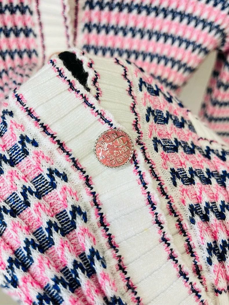 Chanel Chanel Pastel Color Knit Sweater- DMC Size US M / EU 48-50 / 2 - 3 Thumbnail