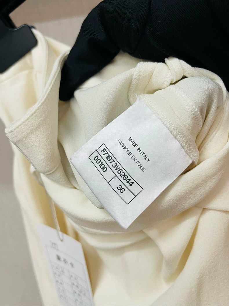 Chanel Chanel Beige Silk Pants for Sale- DMC Size US 36 / EU 52 - 5 Thumbnail