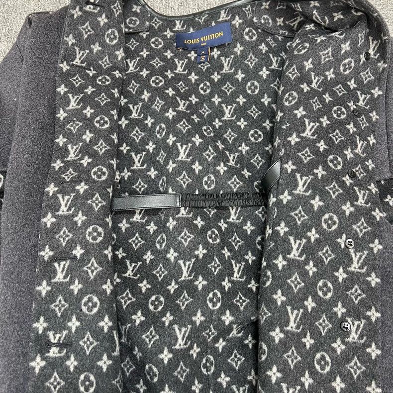 Louis Vuitton Louis Vuitton Grey Black Cloak Coat for Women- DMC Size US S / EU 44-46 / 1 - 7 Thumbnail