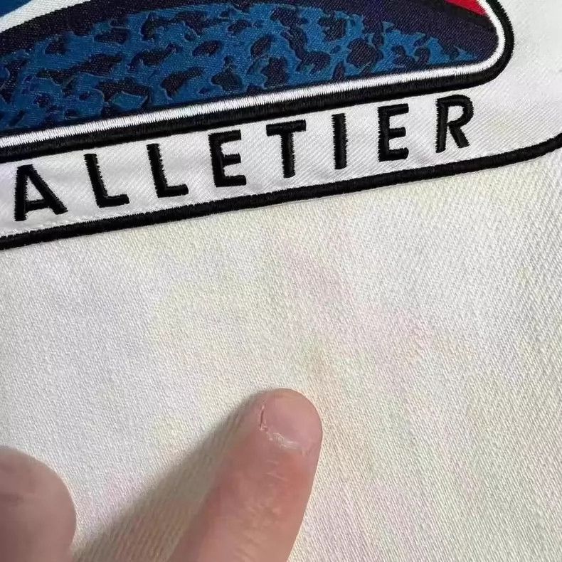 Louis Vuitton Louis Vuitton White Astronaut Embroidered Denim Jacket- DMC Size US L / EU 52-54 / 3 - 5 Thumbnail