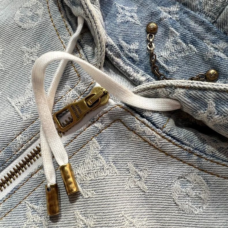 Louis Vuitton Louis Vuitton NBA Logo Denim Hooded Jacket- DMC Size US L / EU 52-54 / 3 - 5 Thumbnail