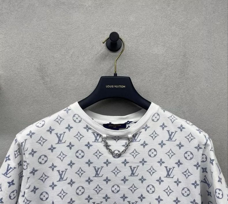 Louis Vuitton Louis Vuitton Logo Short Sleeve T-Shirt- DMC Size US M / EU 48-50 / 2 - 5 Thumbnail