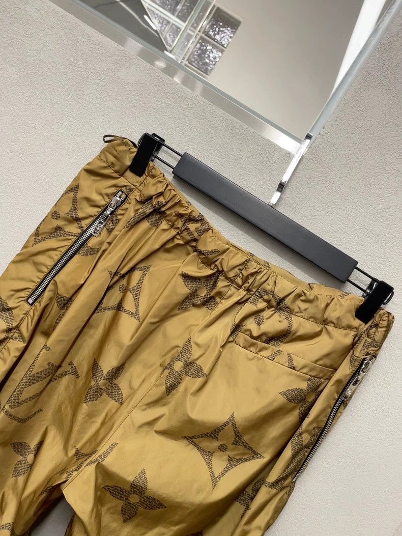 Louis Vuitton Brown Louis Vuitton Printed Long Pants- DMC Size US 31 - 4 Thumbnail