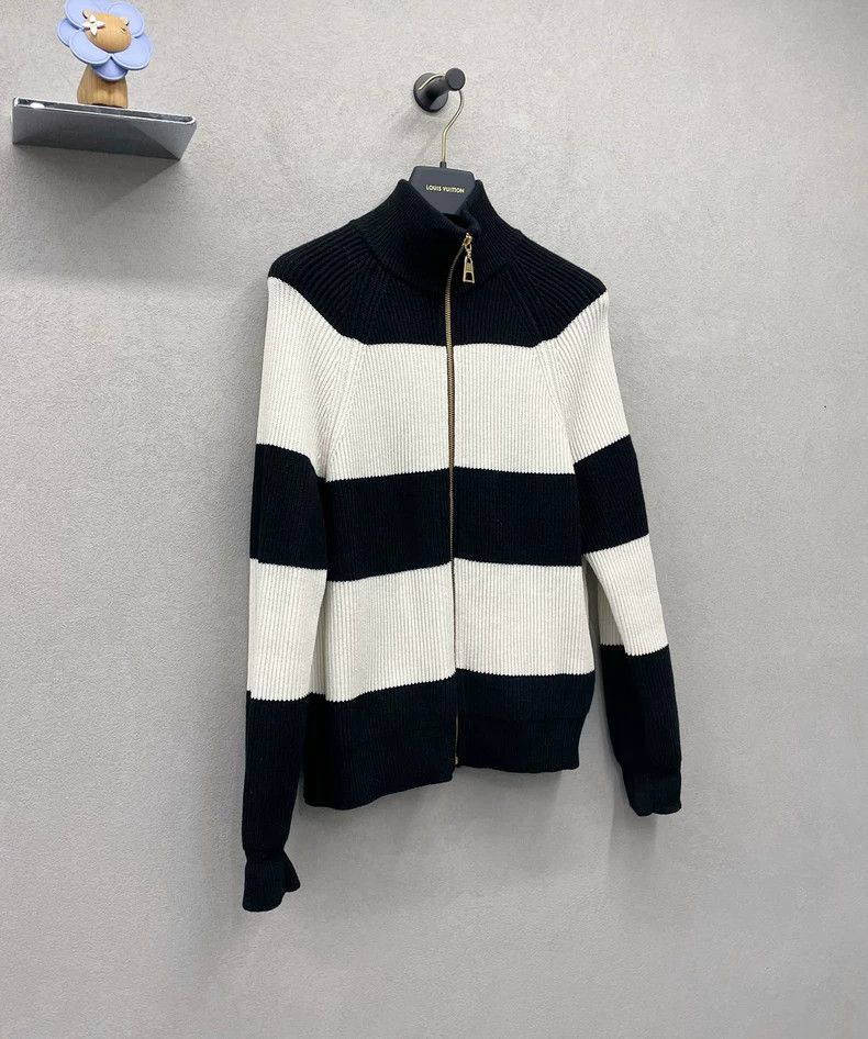 Louis Vuitton Stylish Black and White Stripe Jacket- DMC Size US XS / EU 42 / 0 - 3 Thumbnail