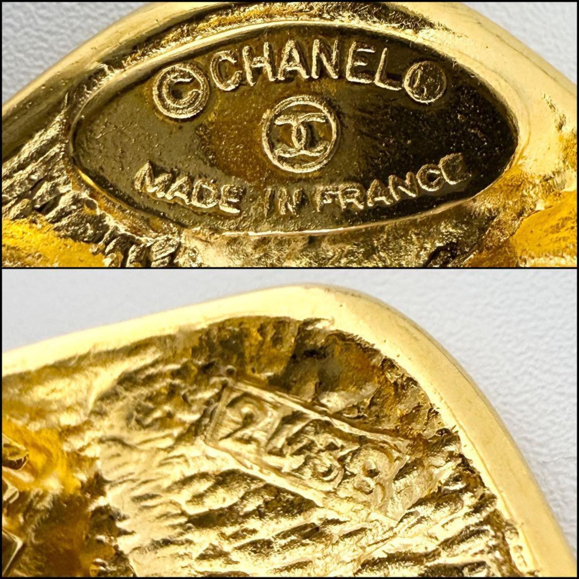 Chanel Chanel Women's Vintage Clip Earrings Matelasse Size ONE SIZE - 8 Thumbnail
