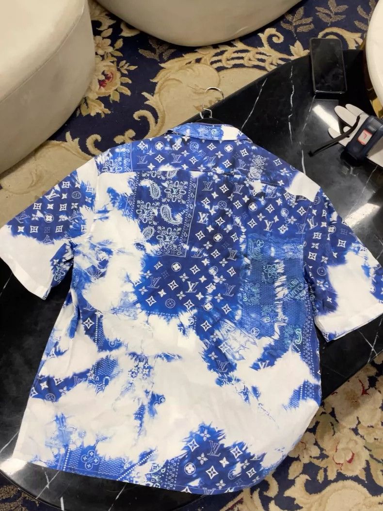 Louis Vuitton Gradient Ink Print Short Sleeve Shirt- DMC Size US M / EU 48-50 / 2 - 2 Thumbnail