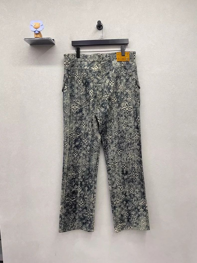 Louis Vuitton Gray Printed Denim Pants with Vintage Feel- DMC Size US 32 / EU 48 - 2 Thumbnail