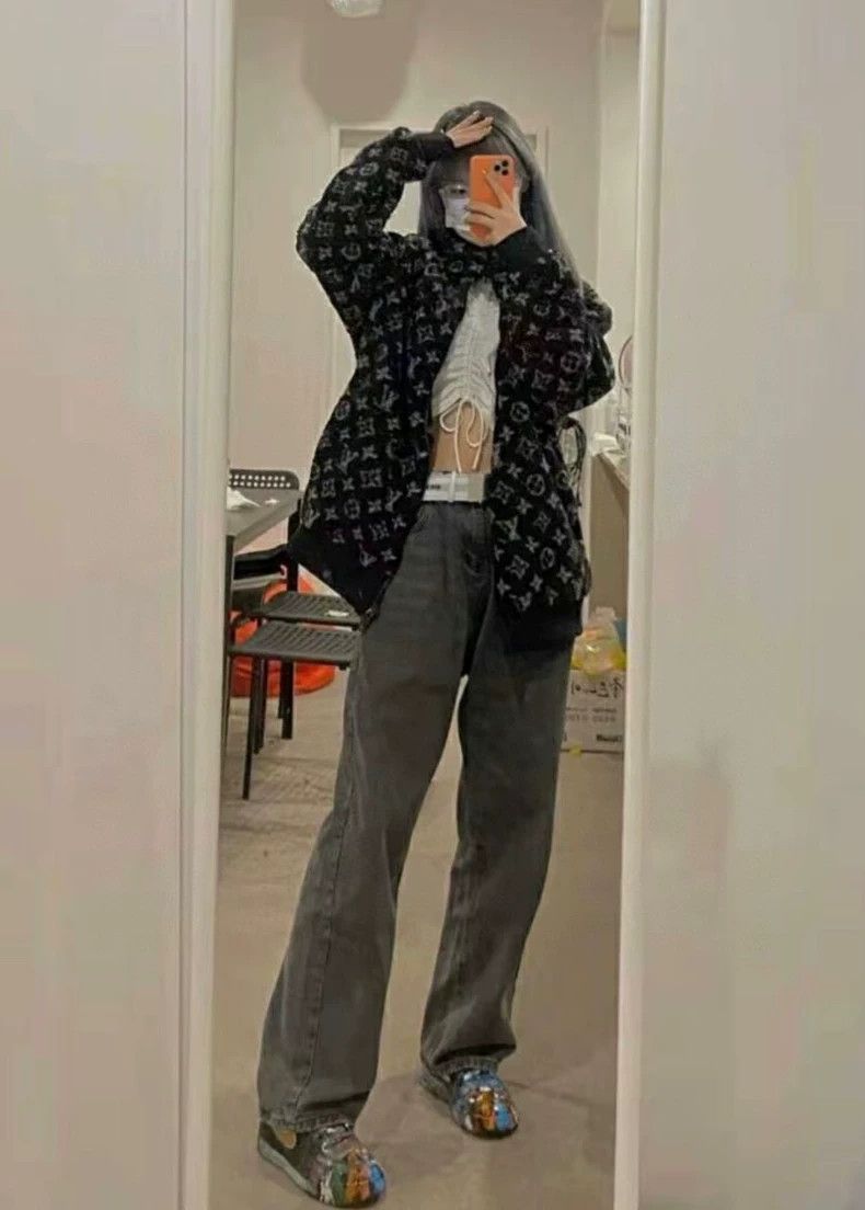 Louis Vuitton Luxury Logo Patterned Fleece Jacket Size S- DMC Size US S / EU 44-46 / 1 - 7 Thumbnail