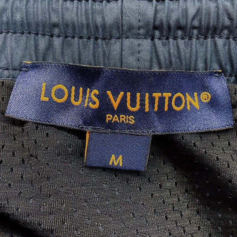 Louis Vuitton Louis Vuitton Casual Beach Shorts Navy Blue- DMC Size US 30 / EU 46 - 6 Thumbnail