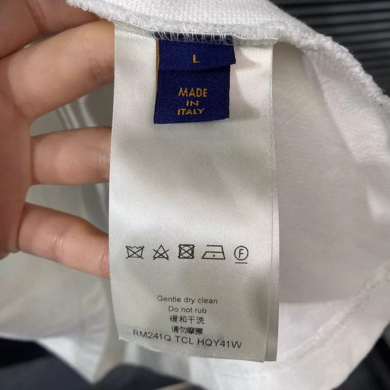 Louis Vuitton Louis Vuitton Short Sleeve T-Shirt with Pocket- DMC Size US L / EU 52-54 / 3 - 4 Thumbnail