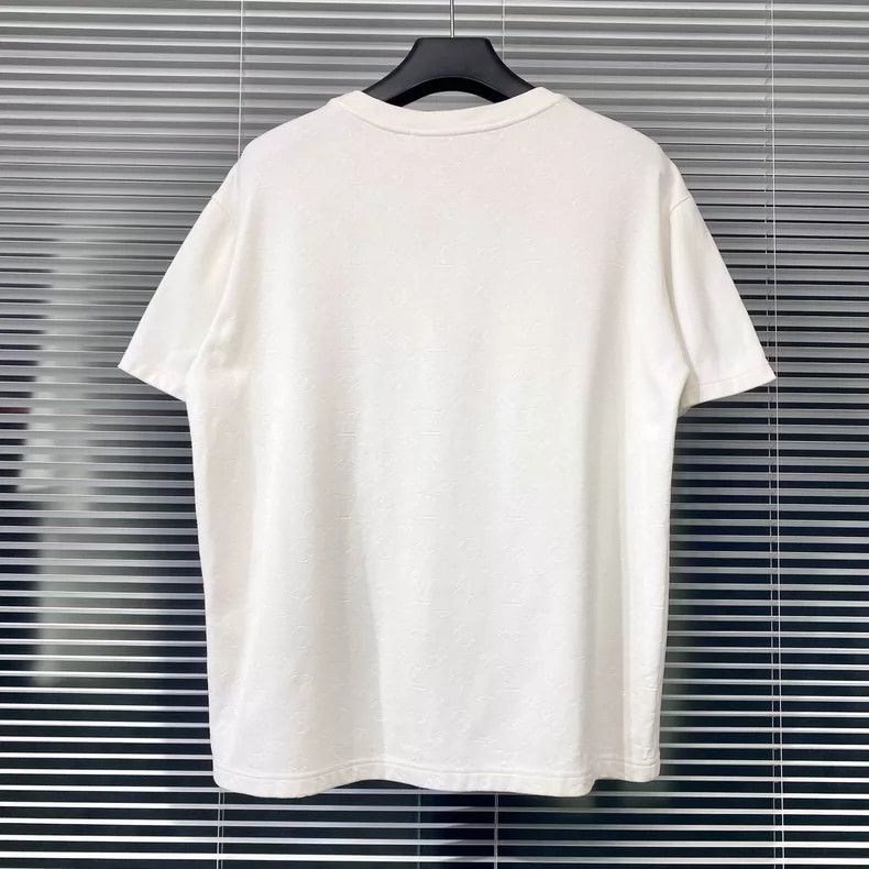 Louis Vuitton Louis Vuitton Short Sleeve T-Shirt with Pocket- DMC Size US L / EU 52-54 / 3 - 2 Thumbnail