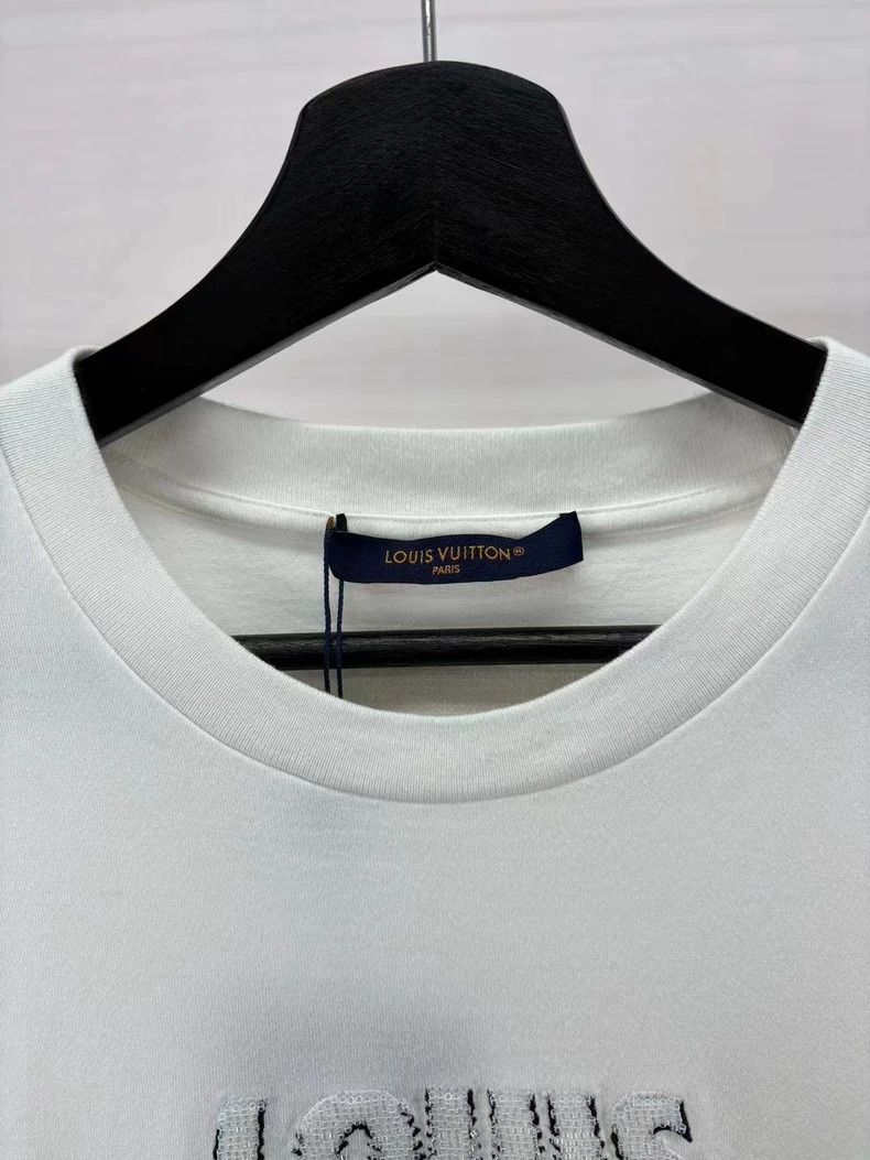 Louis Vuitton Louis Vuitton White Beaded Short Sleeve Shirt- DMC Size US S / EU 44-46 / 1 - 4 Thumbnail