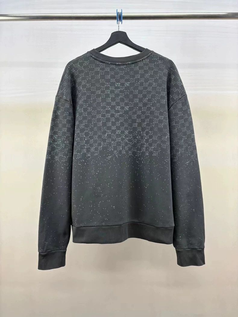 Louis Vuitton Louis Vuitton Monogram Embroidered Sweatshirt XXL- DMC Size US XXL / EU 58 / 5 - 2 Thumbnail