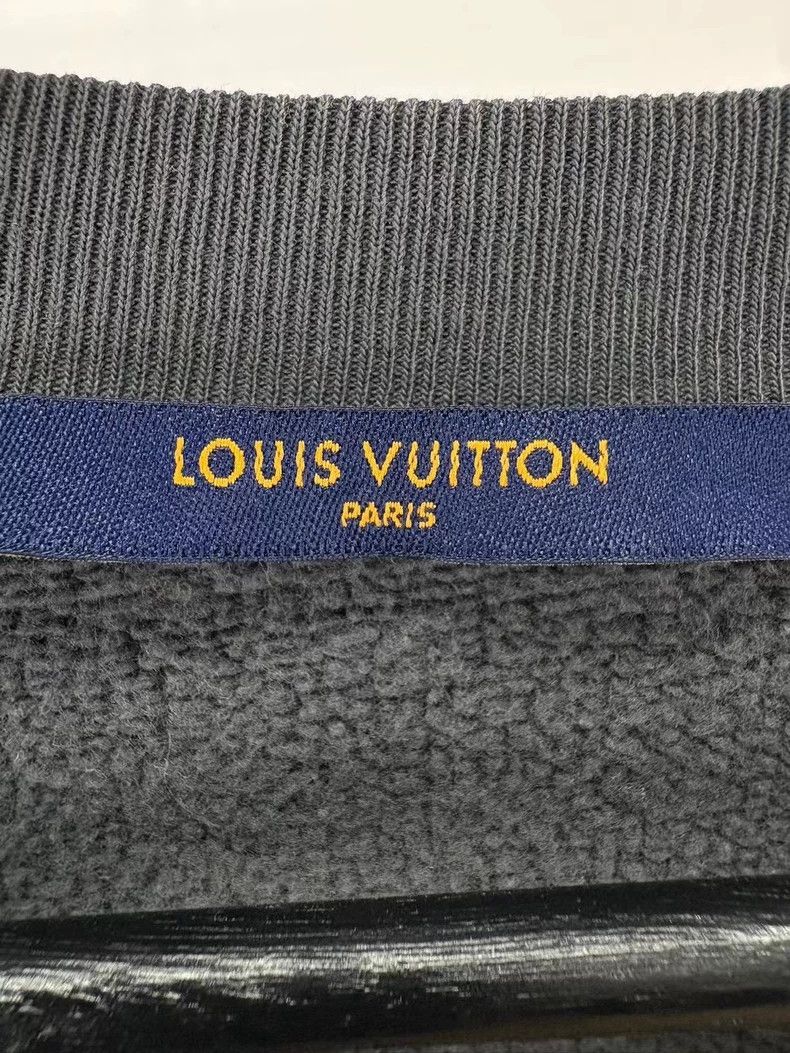Louis Vuitton Louis Vuitton Monogram Embroidered Sweatshirt XXL- DMC Size US XXL / EU 58 / 5 - 5 Thumbnail