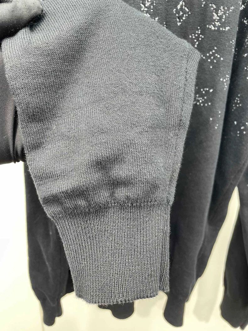 Louis Vuitton Black Gradation Logo Knit Sweater- DMC Size US S / EU 44-46 / 1 - 5 Thumbnail